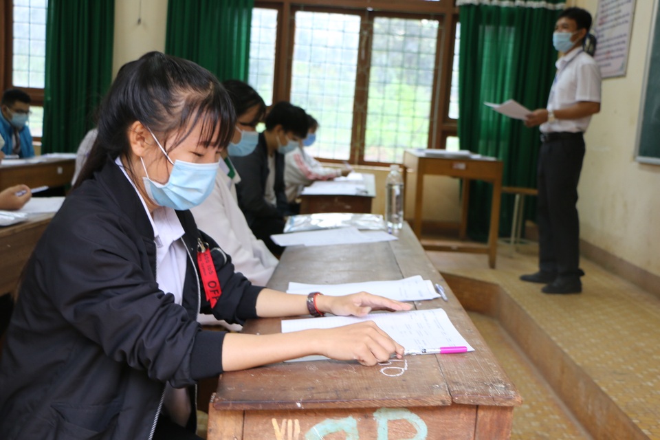Bày tỏ về trân trọng cuộc sống, thí sinh khen đề Văn hay - 16 Bày tỏ về trân trọng cuộc sống, thí sinh khen đề Văn hay - 16