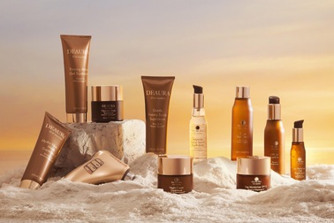Tiết lộ bí quyết mỹ phẩm DeAura "chưng cất" tinh túy từ thiên nhiên