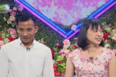 Người phụ nữ U50 chưa từng yêu ai nên duyên với chàng thợ mộc 51 tuổi