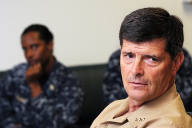 Ứng viên Tư lệnh Hải quân Mỹ đột ngột nghỉ hưu