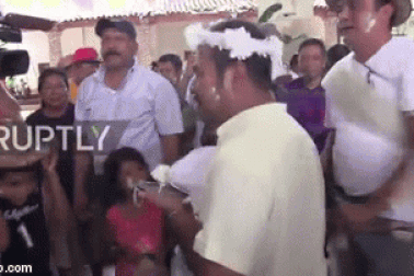 Mexico: Thị trưởng "cưới" cá sấu để cầu may