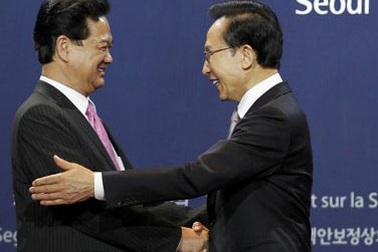 Thủ tướng Nguyễn Tấn Dũng tại Hội nghị hạt nhân ở Hàn Quốc