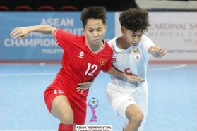 Tuyển futsal nữ Việt Nam thắng tưng bừng ở giải Đbà Nam Á