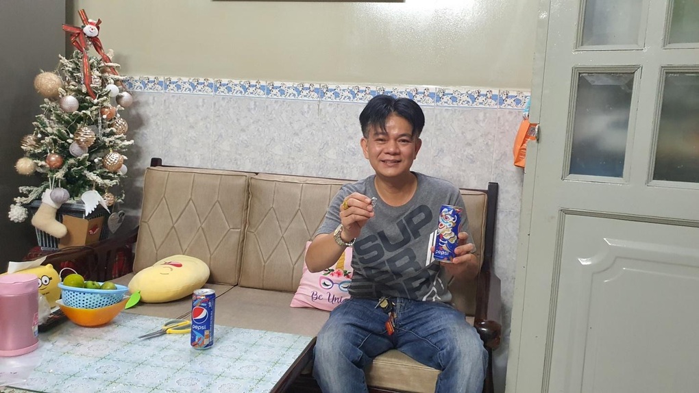 Lộ diện chủ nhân giải thưởng chương trình Bật nắp trúng 1 kg vàng - 3 Lộ diện chủ nhân giải thưởng chương trình Bật nắp trúng 1 kg vàng - 3