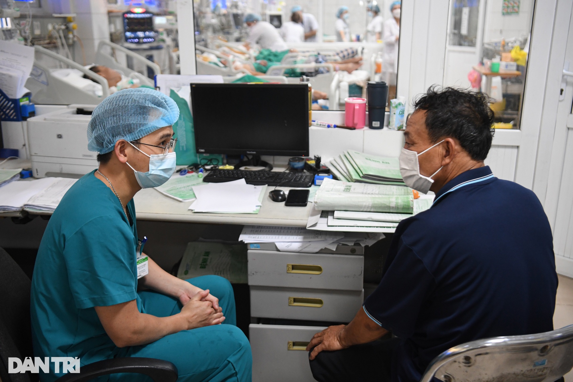 30 phút nghẹt thở giành giật sự sống cho bệnh nhân tim ngừng đập - 15 30 phút nghẹt thở giành giật sự sống cho bệnh nhân tim ngừng đập - 15