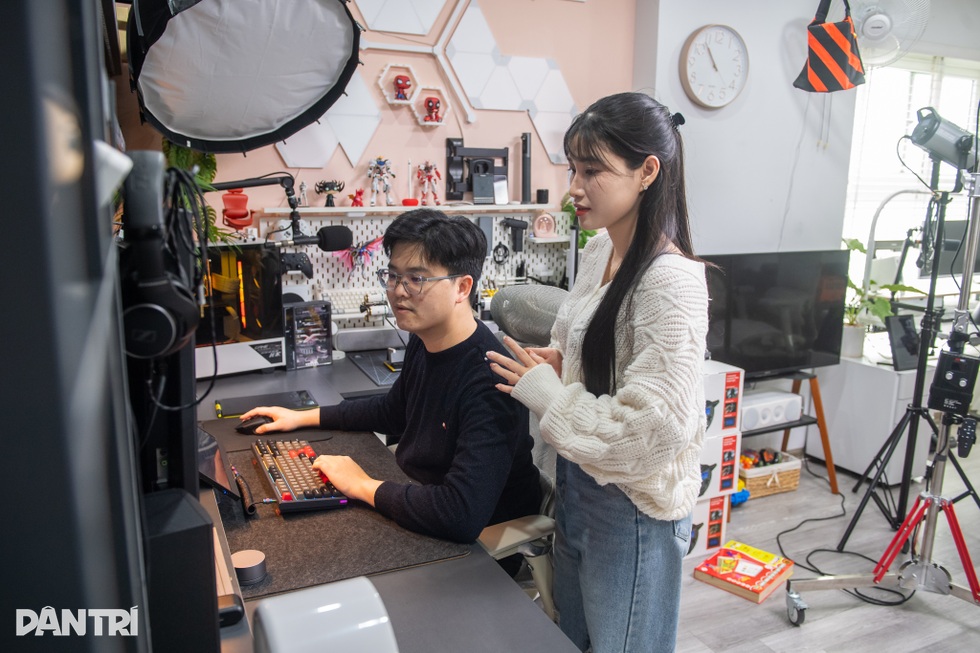 Kiếm tiền 4.0: Cặp đôi 9X tăng gấp đôi thu nhập nhờ các video khen chê - 10 Kiếm tiền 4.0: Cặp đôi 9X tăng gấp đôi thu nhập nhờ các video khen chê - 10