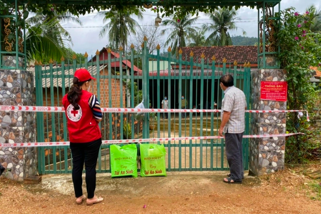 Nữ chủ tịch hội sinh ra để làm từ thiện, lan tỏa yêu thương - 5 Nữ chủ tịch hội sinh ra để làm từ thiện, lan tỏa yêu thương - 5