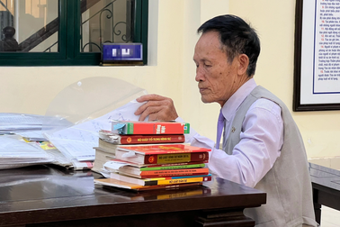 Phiên xử ông Hiệp "khùng" lại hoãn khiến nhiều bị hại ngao ngán