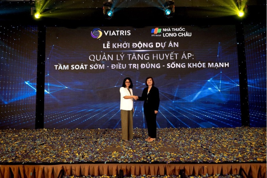 Long Châu hợp tác Viatris khởi động dự án tầm soát tăng huyết áp cho cộng đồng - 1