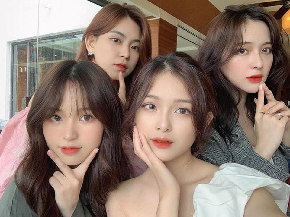 Điểm mặt những hot girl Tik Tok gây bão cộng đồng mạng năm 2020 - 11 Điểm mặt những hot girl Tik Tok gây bão cộng đồng mạng năm 2020 - 11