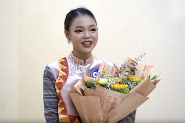 Cảm xúc trong lễ tốt nghiệp của những nữ sinh đam mê múa từ khi 3 tuổi