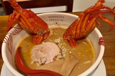 Món mỳ tôm hùm "sang chảnh" nhưng có giá bình dân 200.000 đồng/bát