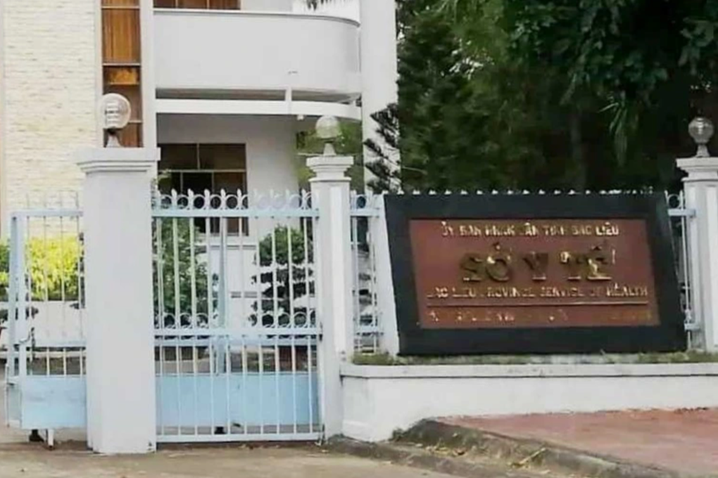 Kỷ luật Phó giám đốc Sở Y tế Bạc Liêu liên quan vụ Việt Á - 1 Kỷ luật Phó giám đốc Sở Y tế Bạc Liêu liên quan vụ Việt Á - 1