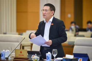 Chất vấn Bộ trưởng Tài chính: "Nóng" chuyện giá sách giáo khoa