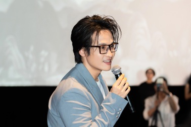 Hà Anh Tuấn đưa phim tài liệu ra rạp, nói gì về doanh thu?