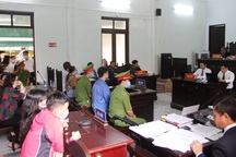 Vụ bác sĩ bị cáo buộc hiếp dâm: Nhiều tranh cãi về băng ghi âm