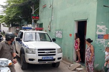 Bắt tạm giam người phụ nữ tạt xăng đốt chồng vì mâu thuẫn