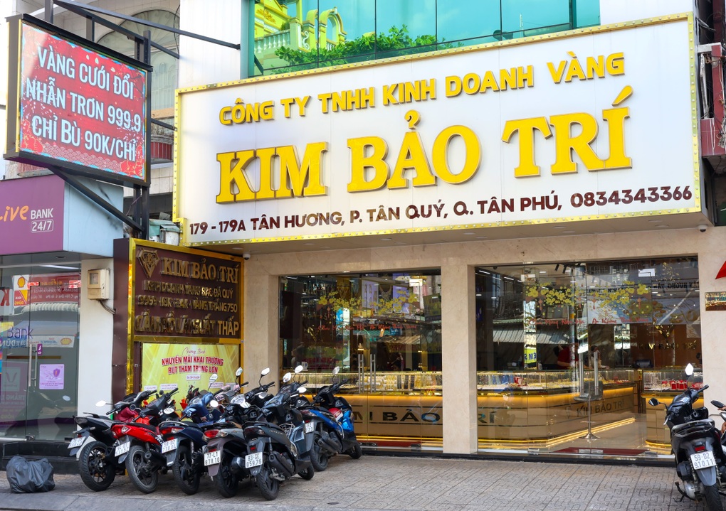 Kim Bảo Trí đạt giải thưởng top 10 thương hiệu kinh doanh vàng, trang sức - 6 Kim Bảo Trí đạt giải thưởng top 10 thương hiệu kinh doanh vàng, trang sức - 6