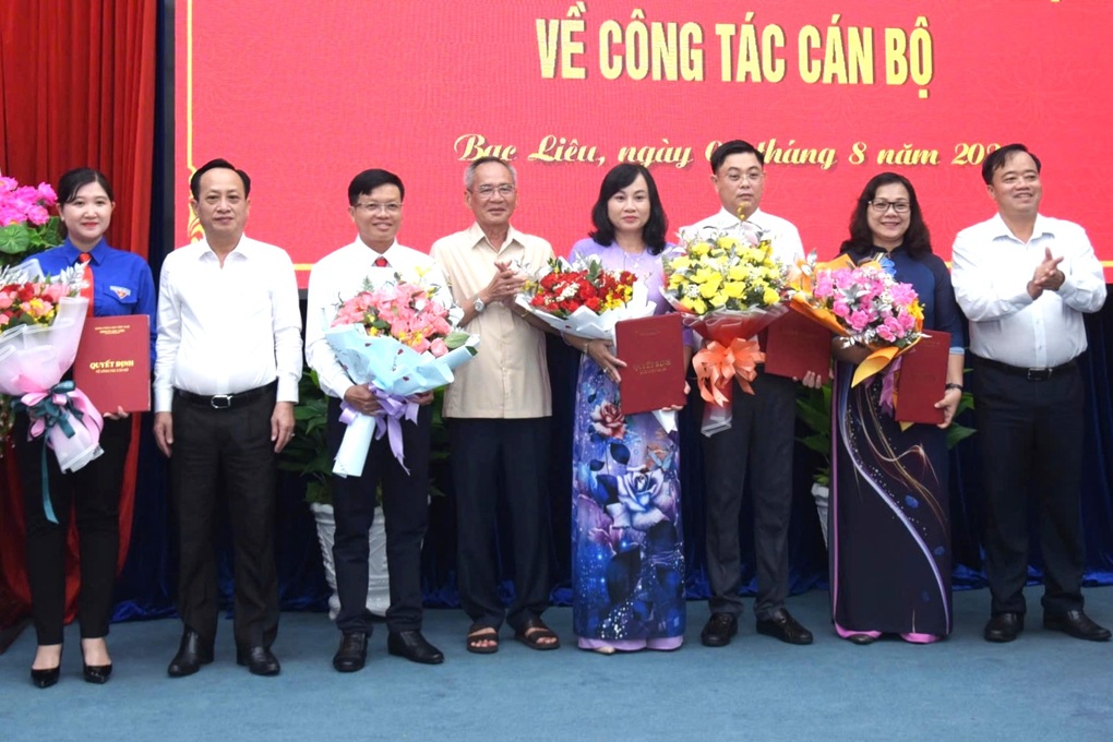 Bạc Liêu điều động, bổ nhiệm nhiều cán bộ - 1 Bạc Liêu điều động, bổ nhiệm nhiều cán bộ - 1