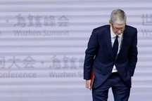 Liên tiếp bị kiện, Apple xin lỗi vì làm chậm iPhone đời cũ