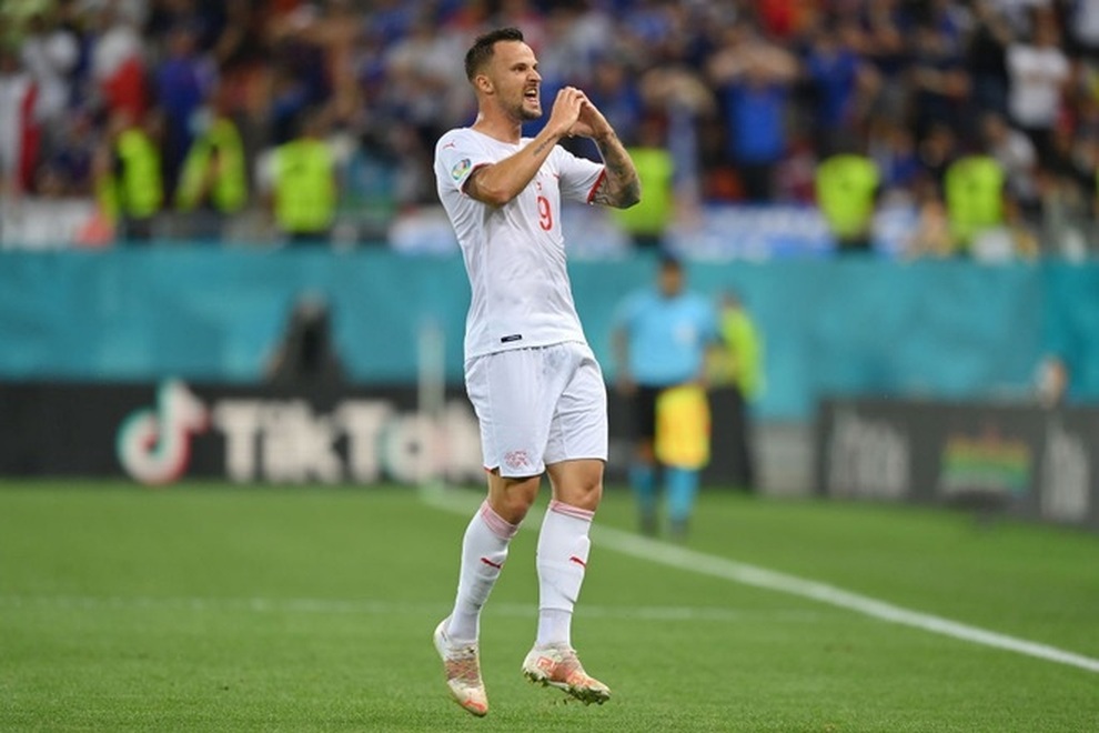 Nỗi đau xé lòng của Mbappe khi hóa tội đồ khiến Pháp bị loại ở Euro 2020 - 3 Nỗi đau xé lòng của Mbappe khi hóa tội đồ khiến Pháp bị loại ở Euro 2020 - 3