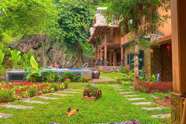 Trải nghiệm du lịch Hòa Bình - Tây Bắc tại Nhộng Retreat