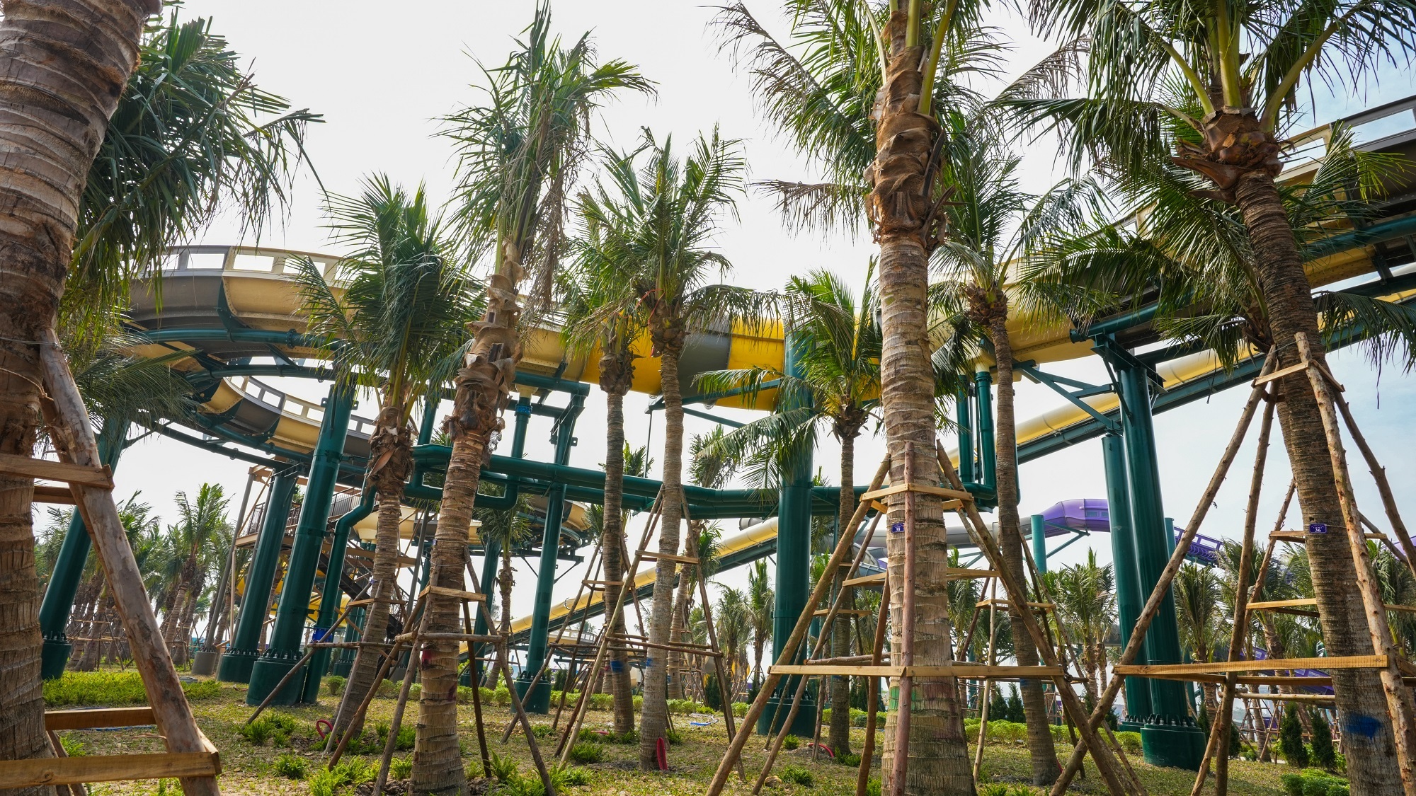 Cận cảnh công viên Sun World tại đô thị nghỉ dưỡng Sun Group Hà Nam sắp hoàn thiện - 1 Cận cảnh công viên Sun World tại đô thị nghỉ dưỡng Sun Group Hà Nam sắp hoàn thiện - 1