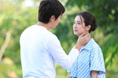 Chồng liên tục làm một việc, tôi quyết ly hôn dù anh quỳ xuống cầu xin