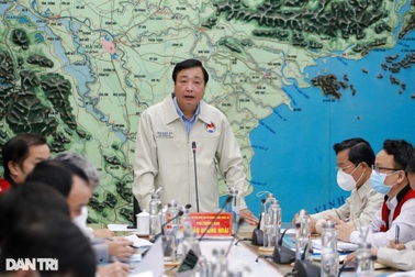 "Bão Rai sẽ rất mạnh khi vào Biển Đông"