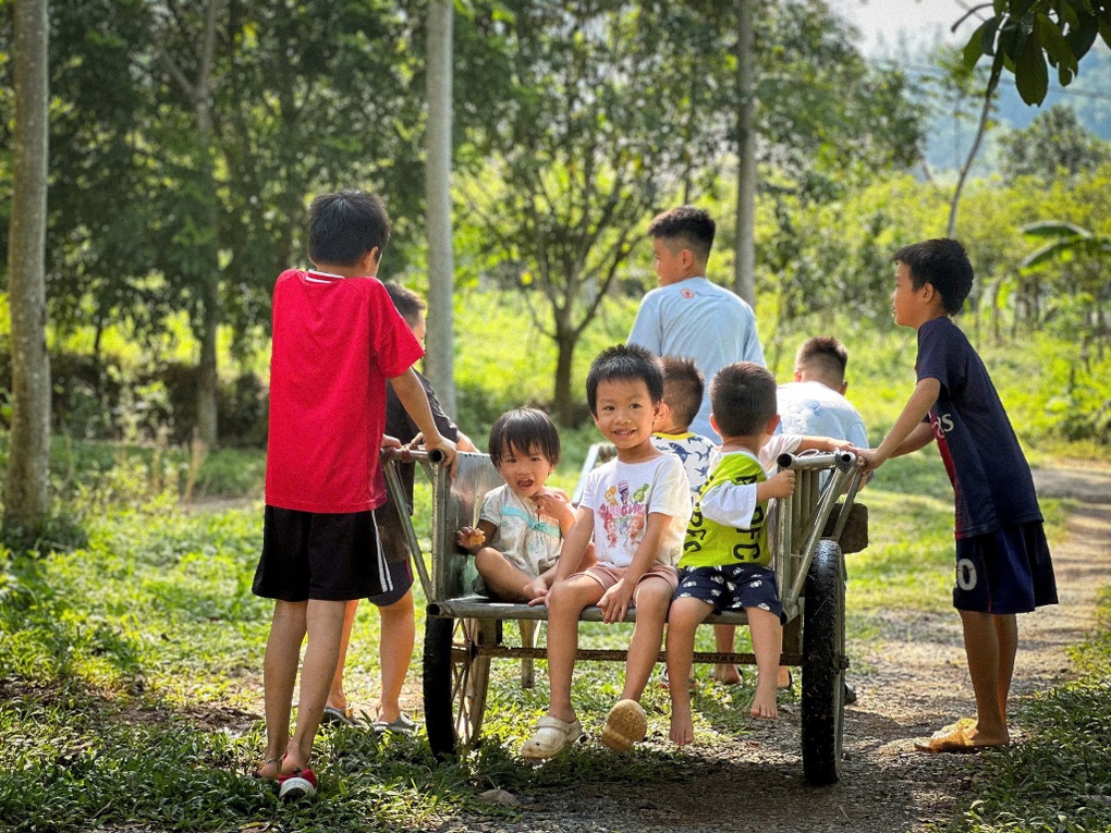 Gia đình nhỏ rời Hà Nội, chi 8 tỷ đổi lấy nơi ở trong lành, không bụi mịn - 5 Gia đình nhỏ rời Hà Nội, chi 8 tỷ đổi lấy nơi ở trong lành, không bụi mịn - 5