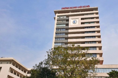 Công an Hà Nội thụ lý vụ trưởng khoa trường ĐH Luật bị tố cưỡng bức phụ nữ