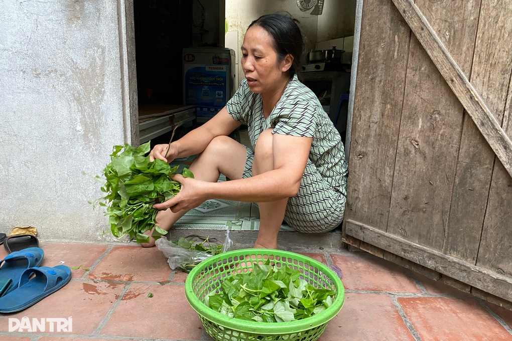 Không được tăng ca, nữ công nhân xin khất tiền trọ để đóng học cho con - 4 Không được tăng ca, nữ công nhân xin khất tiền trọ để đóng học cho con - 4