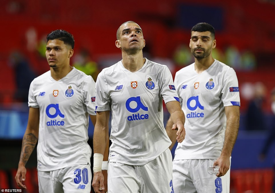 Thua bởi siêu phẩm của sao Iran, Chelsea vẫn vào bán kết Champions League - 6 Thua bởi siêu phẩm của sao Iran, Chelsea vẫn vào bán kết Champions League - 6