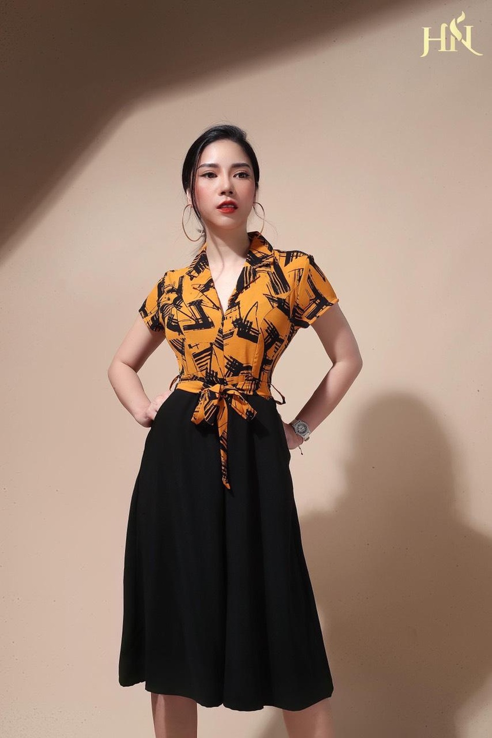 Hoa Nấm, xu hướng thời trang thiết kế mới cho những cô nàng công sở. - 3 Hoa Nấm, xu hướng thời trang thiết kế mới cho những cô nàng công sở. - 3