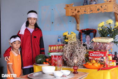 Lá thư đẫm nước mắt: "Chị em con không cha, ông trời sao nỡ cướp mẹ đi..."