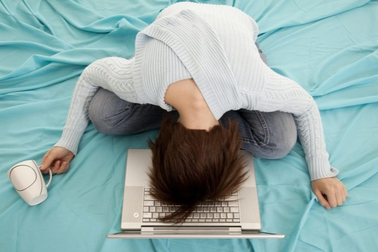 Người trẻ và "4 chữ lắm" làm khổ quả tim