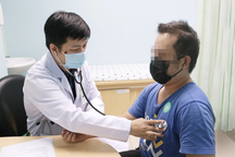 Người đàn ông bỗng to chân gấp 5 lần vì căn bệnh hiểm có thể gây tử vong