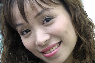 Trần Hoàng Thiên Kim: “Không dễ dàng rũ bỏ thơ ca”