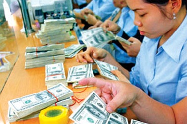 Lãi suất huy động USD khó tăng cao