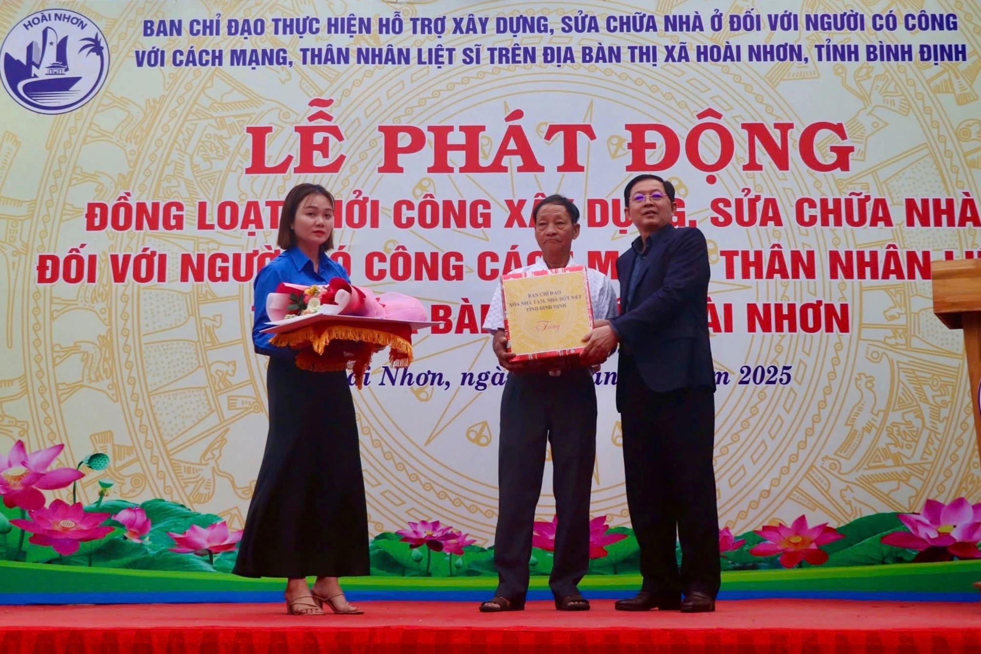 Bình Định xóa 4.442 nhà tạm, nhà dột nát trong hơn 100 ngày - 1 Bình Định xóa 4.442 nhà tạm, nhà dột nát trong hơn 100 ngày - 1