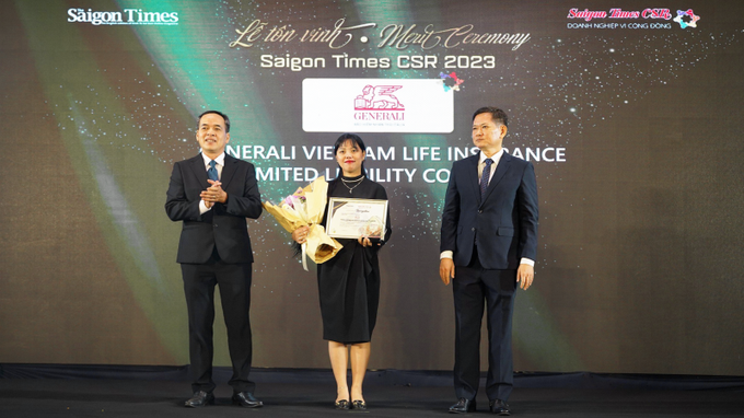 Chứng nhận “Doanh nghiệp vì cộng đồng - Saigon Times CSR 2023” ghi nhận những nỗ lực của Generali Việt Nam đối với sự phát triển toàn diện của trẻ em Việt Nam