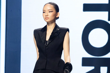 Lan Khuê dùng nút đỏ quyền lực để giành người mẫu Bảo Ngọc