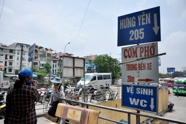 Bến xe Lương Yên nhếch nhác trước ngày di dời