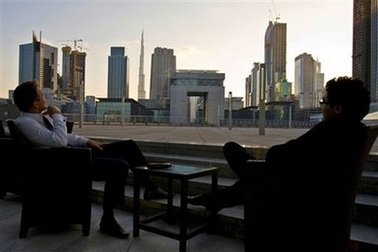 Dubai được cứu nguy vào phút chót 