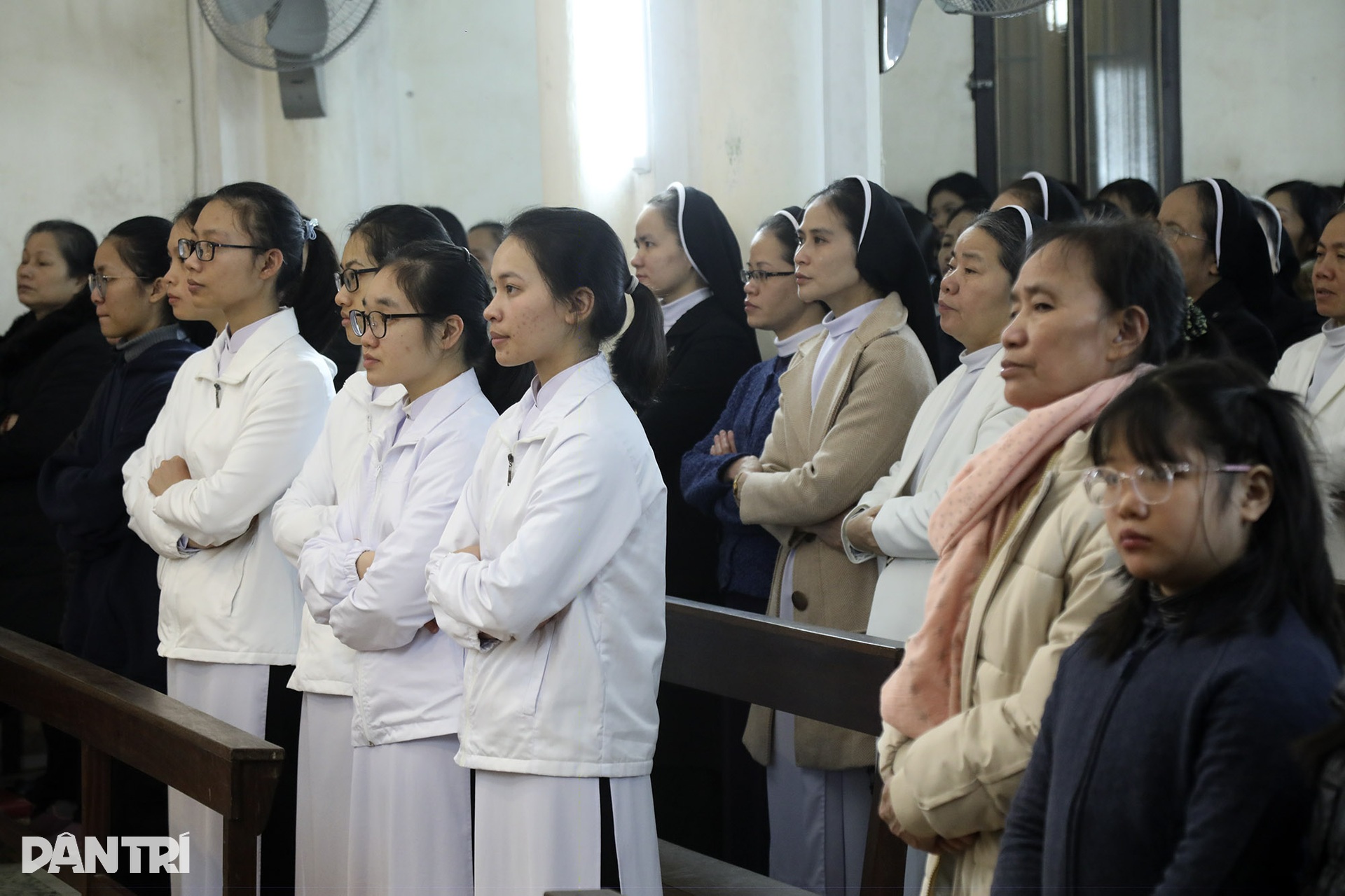Đêm Giáng sinh tuyệt đẹp tại nhà thờ Kẻ Sét 112 năm tuổi - 10 Đêm Giáng sinh tuyệt đẹp tại nhà thờ Kẻ Sét 112 năm tuổi - 10