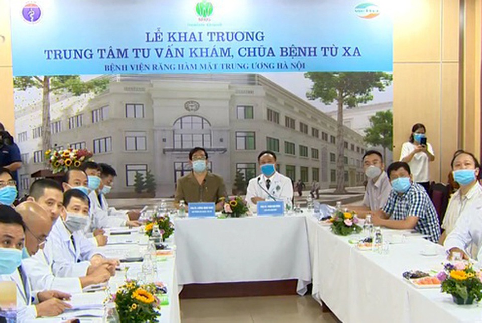 Bác sĩ ngồi Hà Nội hội chẩn ca ung thư ở Thái Bình - 3 Bác sĩ ngồi Hà Nội hội chẩn ca ung thư ở Thái Bình - 3