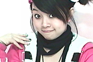 “Ngoài đời em cũng bình thường thôi”