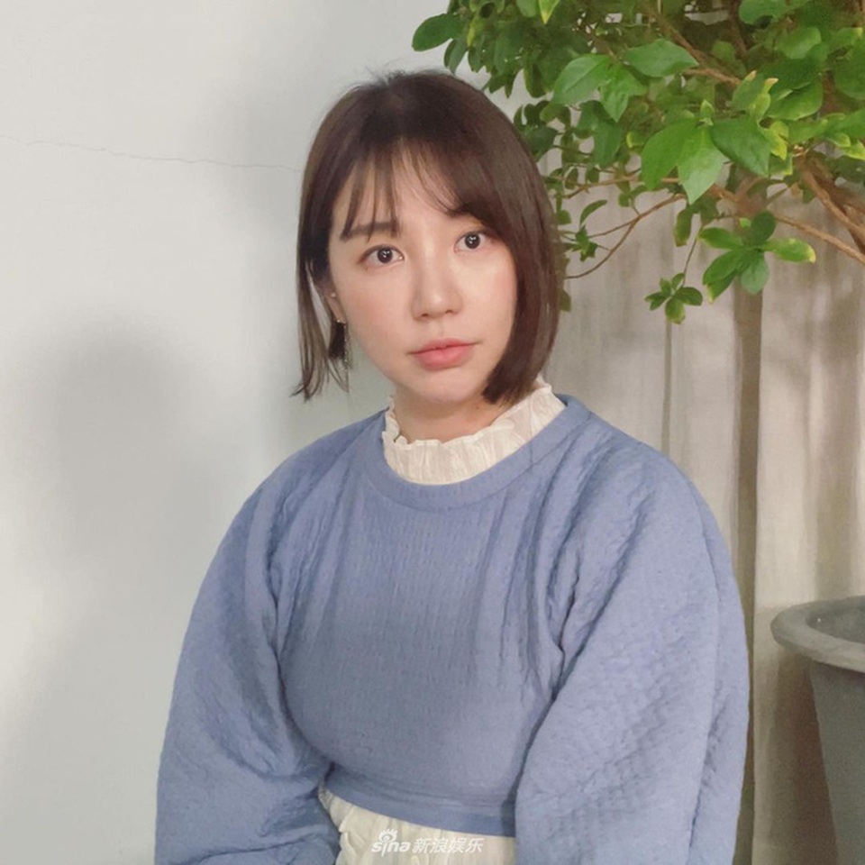 Ngoại hình khác lạ và cuộc sống cô độc của thái tử phi Yoon Eun Hye - 9 Ngoại hình khác lạ và cuộc sống cô độc của thái tử phi Yoon Eun Hye - 9