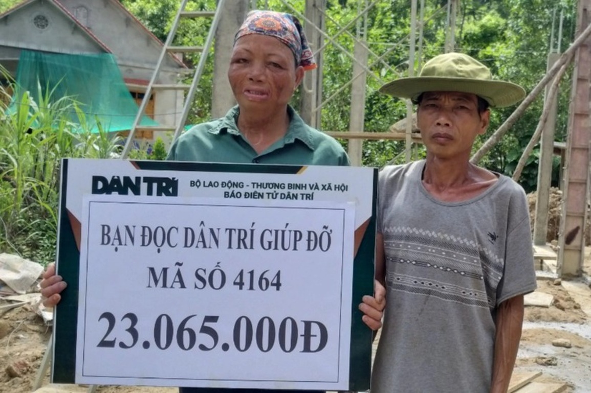 2 đứa trẻ nửa năm chưa biết miếng thịt tiếp tục được bạn đọc giúp đỡ - 1 2 đứa trẻ nửa năm chưa biết miếng thịt tiếp tục được bạn đọc giúp đỡ - 1