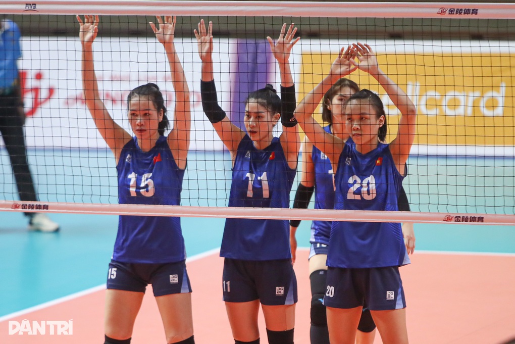 Đội tuyển bóng chuyền nữ Việt Nam xếp hạng 52 thế giới - 1 Đội tuyển bóng chuyền nữ Việt Nam xếp hạng 52 thế giới - 1